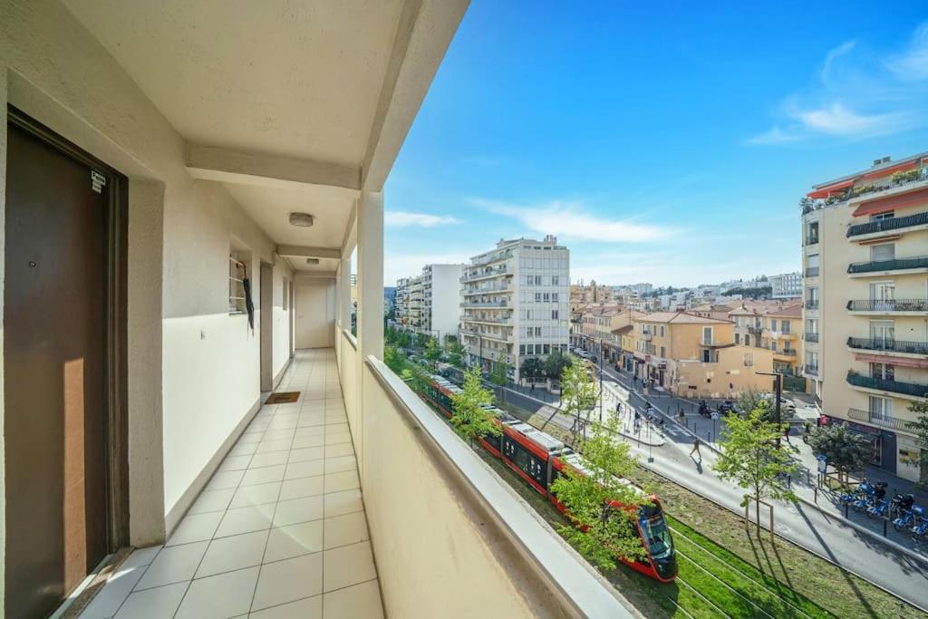 La Prom - A Two Bedroom Apartment With A Sea View Nice Exteriér fotografie
