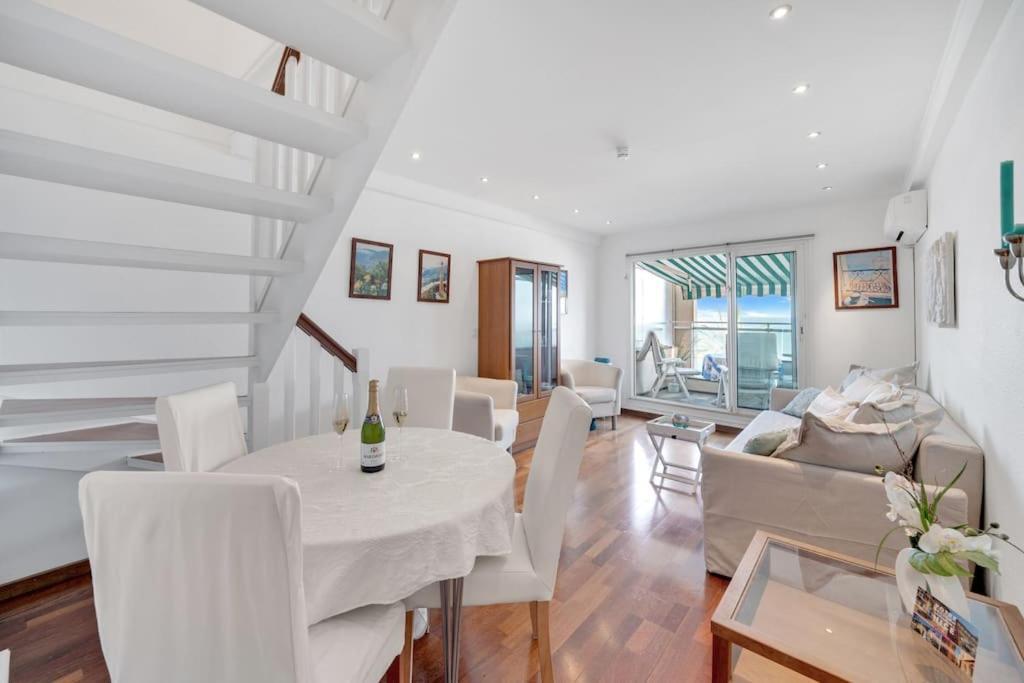 La Prom - A Two Bedroom Apartment With A Sea View Nice Exteriér fotografie